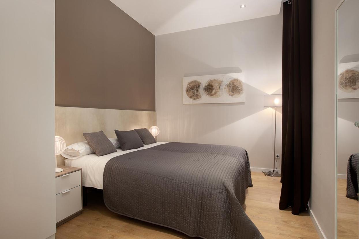 Rent Top Apartments Rambla Catalunya Barcelona Bagian luar foto